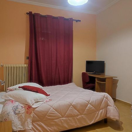 Mema'S Tranquil Studio In Patra - Free Parking Eksteriør billede